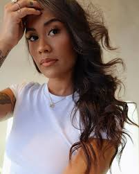 DIAMOND BROWN